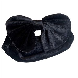 4/$20!!!    Infant Black Head Wrap Bow